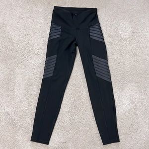 Old Navy Active moto leggings black size Small